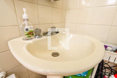 Apartamento à venda com 75m², 3 quartos e 1 vaga Apartamento à venda com 75m², 3 quartos e 1 vagaBanheiro - Suíte