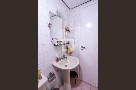 Apartamento à venda com 75m², 3 quartos e 1 vaga Apartamento à venda com 75m², 3 quartos e 1 vagaBanheiro Social