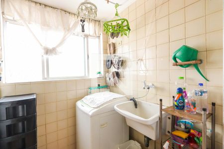 Apartamento à venda com 75m², 3 quartos e 1 vaga Apartamento à venda com 75m², 3 quartos e 1 vagaÁrea de Serviço