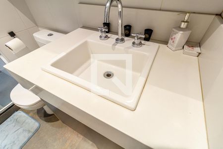 Banheiro de kitnet/studio para alugar com 1 quarto, 36m² em Campos Elíseos, São Paulo