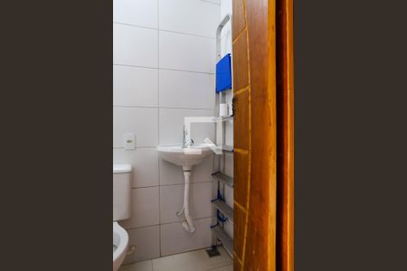 Casa à venda com 128m², 2 quartos e 2 vagasBanheiro da Garagem