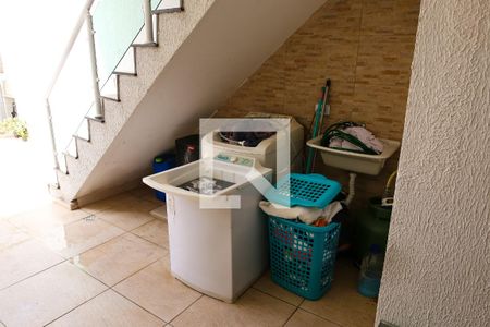 Casa à venda com 128m², 2 quartos e 2 vagasLavanderia