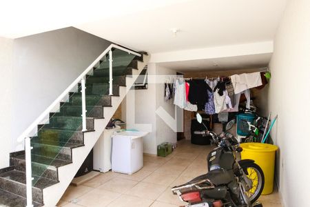 Casa à venda com 128m², 2 quartos e 2 vagasLavanderia