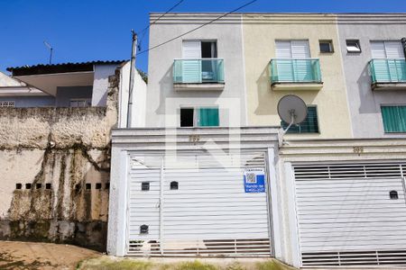 Casa à venda com 128m², 2 quartos e 2 vagasFachada