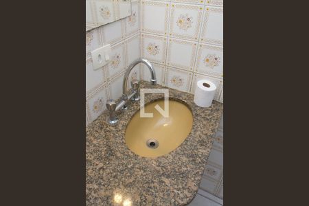 Apartamento para alugar com 90m², 3 quartos e sem vagaBanheiro