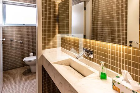 Lavabo de apartamento para alugar com 5 quartos, 327m² em Consolação, São Paulo