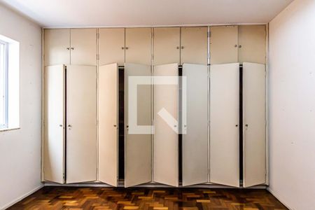 Apartamento para alugar com 327m², 5 quartos e 3 vagasQuarto 4