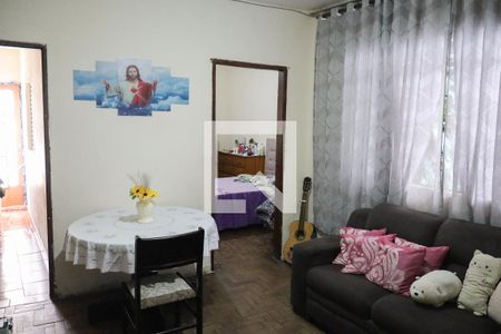 Sala de casa à venda com 1 quarto, 250m² em Cidade Domitila, São Paulo
