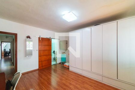 Casa à venda com 170m², 3 quartos e 1 vagaQuarto 1 - suite