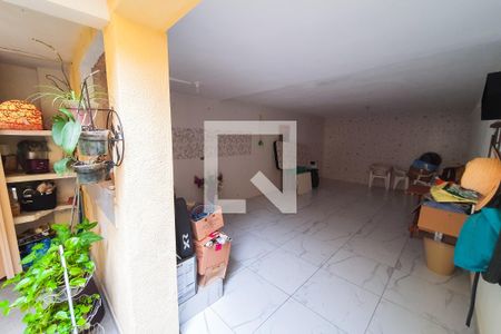 Casa à venda com 170m², 3 quartos e 1 vagaSalão de festas