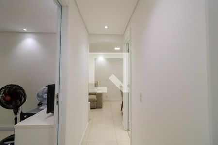 Corredor de apartamento para alugar com 2 quartos, 42m² em Vila Andrade, São Paulo
