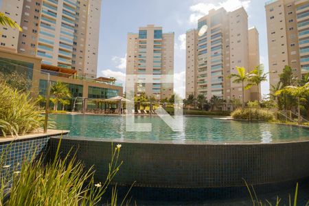 Apartamento à venda com 198m², 3 quartos e 3 vagasÁrea comum - Piscina