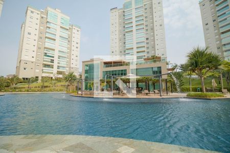 Apartamento à venda com 198m², 3 quartos e 3 vagasÁrea comum - Piscina