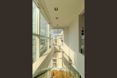 Apartamento à venda com 198m², 3 quartos e 3 vagasEscada