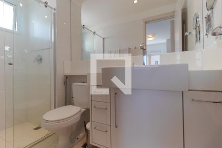 Apartamento à venda com 198m², 3 quartos e 3 vagasBanheiro da Suíte