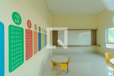 Apartamento à venda com 198m², 3 quartos e 3 vagasÁrea Comum - Sala de Estudos Infantil