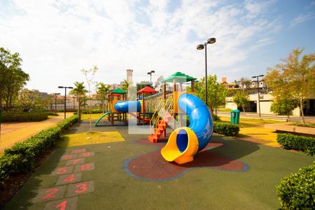 Apartamento à venda com 198m², 3 quartos e 3 vagasÁrea Comum - Playground