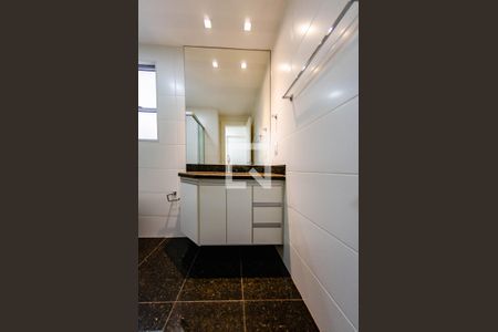 Apartamento à venda com 111m², 3 quartos e 3 vagasBanheiro