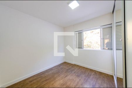 Apartamento à venda com 111m², 3 quartos e 3 vagasQuarto 2
