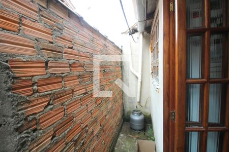 Casa à venda com 80m², 2 quartos e 2 vagas Casa à venda com 80m², 2 quartos e 2 vagasvaranda