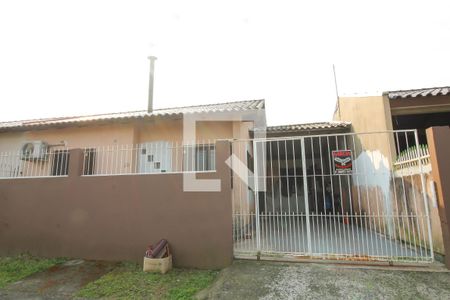 Casa à venda com 80m², 2 quartos e 2 vagas Casa à venda com 80m², 2 quartos e 2 vagasFachada