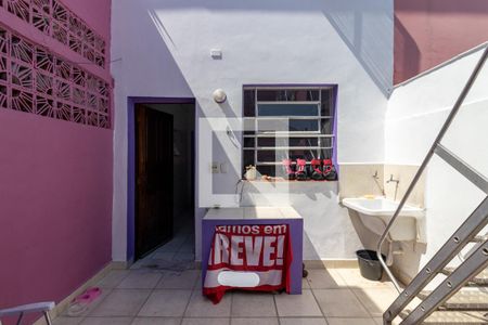 Casa à venda com 90m², 3 quartos e sem vagaQuintal