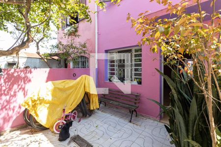 Casa à venda com 90m², 3 quartos e sem vagaFachada