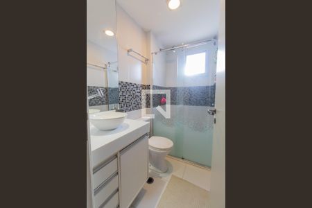 Apartamento à venda com 75m², 2 quartos e 1 vagaBanheiro da Suíte