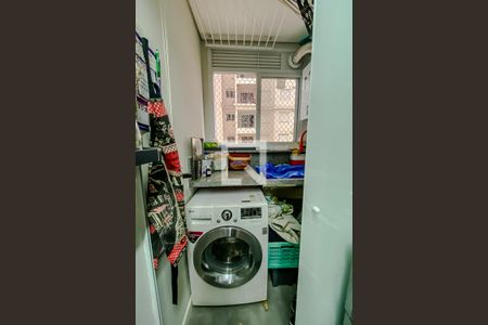 Apartamento à venda com 68m², 2 quartos e 1 vagaÁrea de Serviço