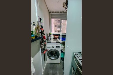 Apartamento à venda com 68m², 2 quartos e 1 vagaÁrea de Serviço