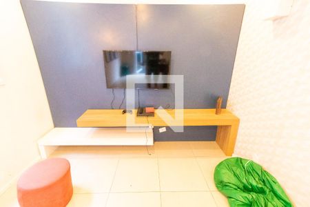 Apartamento para alugar com 42m², 2 quartos e sem vaga Apartamento para alugar com 42m², 2 quartos e sem vagaSala de Jogos