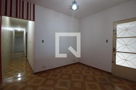 Sala de casa para alugar com 2 quartos, 75m² em Capão do Embira, São Paulo