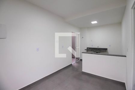 Sala/Cozinha de apartamento para alugar com 1 quarto, 32m² em Vila Ema, São Paulo
