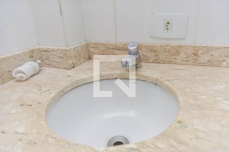 Apartamento para alugar com 62m², 2 quartos e sem vagaBanheiro