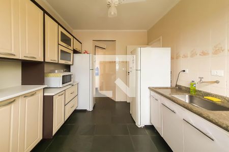 Apartamento para alugar com 184m², 3 quartos e 2 vagasCozinha