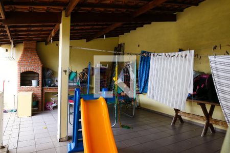 Casa à venda com 355m², 5 quartos e 3 vagasChurrasqueira