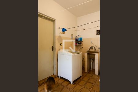 Casa à venda com 355m², 5 quartos e 3 vagasLavanderia