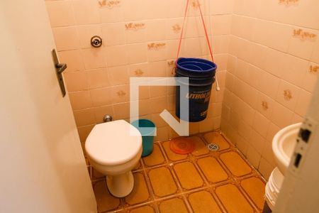 Casa à venda com 355m², 5 quartos e 3 vagasBanheiro da Lavanderia