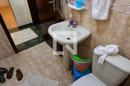 Casa à venda com 355m², 5 quartos e 3 vagasLavabo