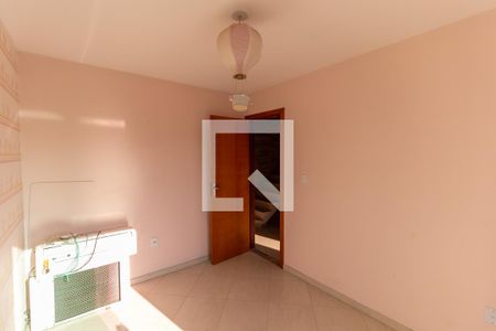 Quarto 1 de casa para alugar com 2 quartos, 106m² em Praça Seca, Rio de Janeiro