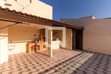 Casa para alugar com 106m², 2 quartos e 1 vagaÁrea de Serviço / Terraço / Churrasqueira