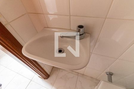 Apartamento à venda com 100m², 3 quartos e 2 vagasBanheiro de Serviço