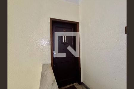 Apartamento à venda com 200m², 3 quartos e sem vagaHall