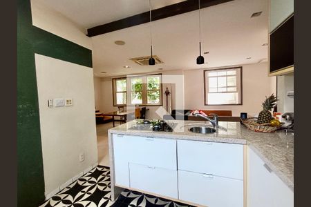 Apartamento à venda com 200m², 3 quartos e sem vagaCozinha americana