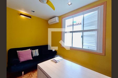 Apartamento à venda com 200m², 3 quartos e sem vagaQuarto