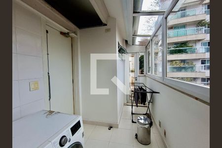 Apartamento à venda com 200m², 3 quartos e sem vagaÁrea serviço