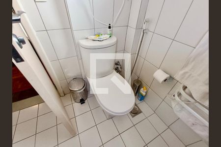 Apartamento à venda com 200m², 3 quartos e sem vagaSuíte banheiro