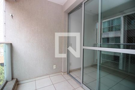 Sacada de apartamento para alugar com 2 quartos, 68m² em Guará Ii, Brasília