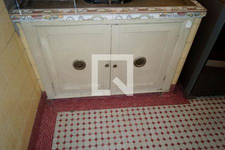 Apartamento à venda com 100m², 2 quartos e sem vagaCozinha e Área de Serviço