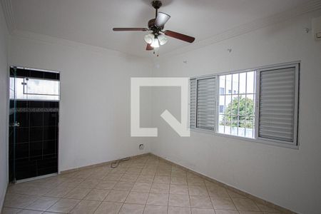 Casa à venda com 180m², 3 quartos e 2 vagasSuite